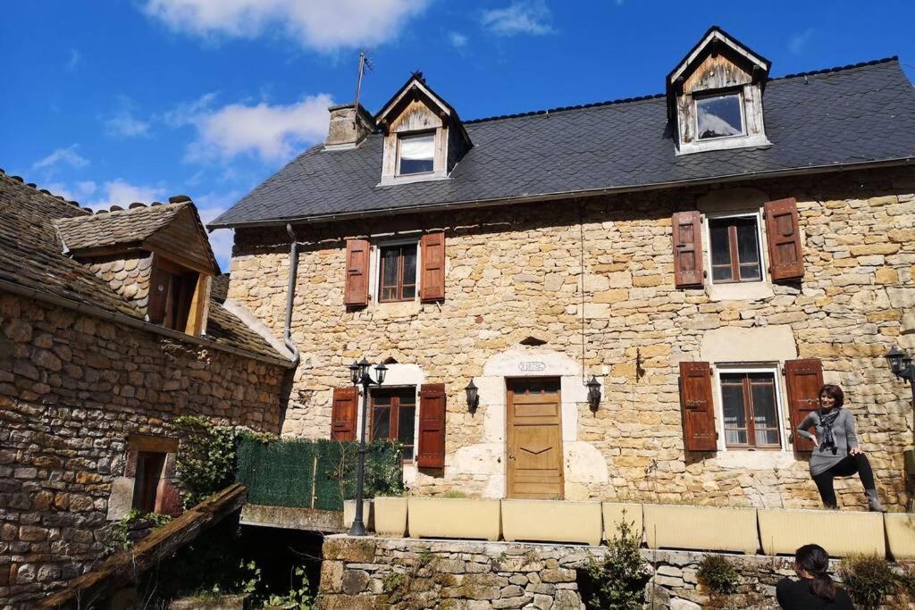 Maison Traditionnelle En Lozere Saint-Saturnin  Экстерьер фото