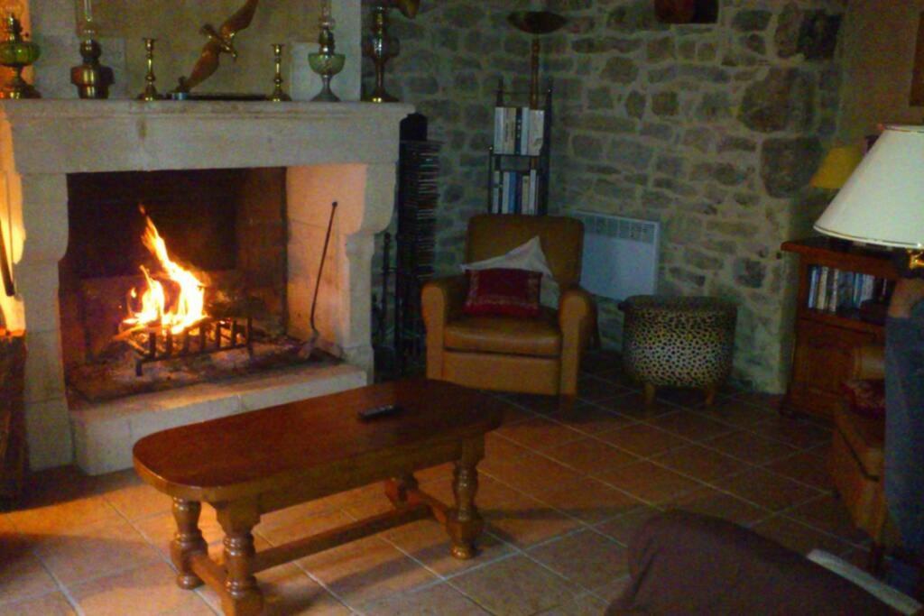 Maison Traditionnelle En Lozere Saint-Saturnin  Экстерьер фото